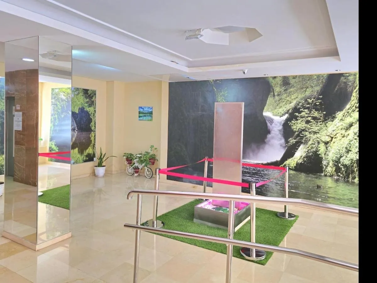 The Harmony Luxe Torremolinos City Center With Seasonal Pool Free Wifi And Netflix By Namaste Elite